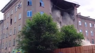 Саратовцам из обрушившейся пятиэтажки пообещали временное жилище