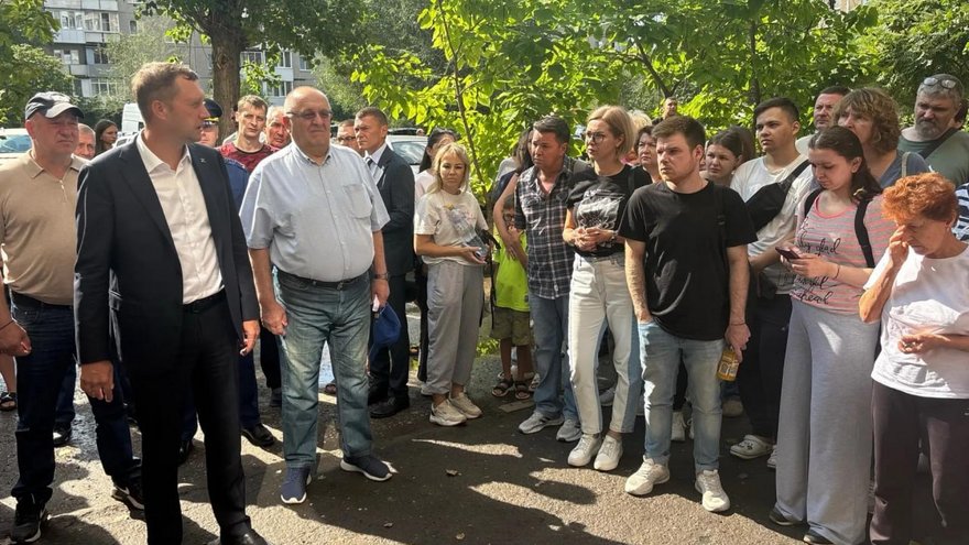 Атака БПЛА на Саратов: поврежден дом, ранены жильцы