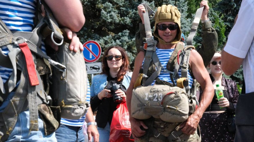 В Саратове отметили 96-ю годовщину образования ВДВ