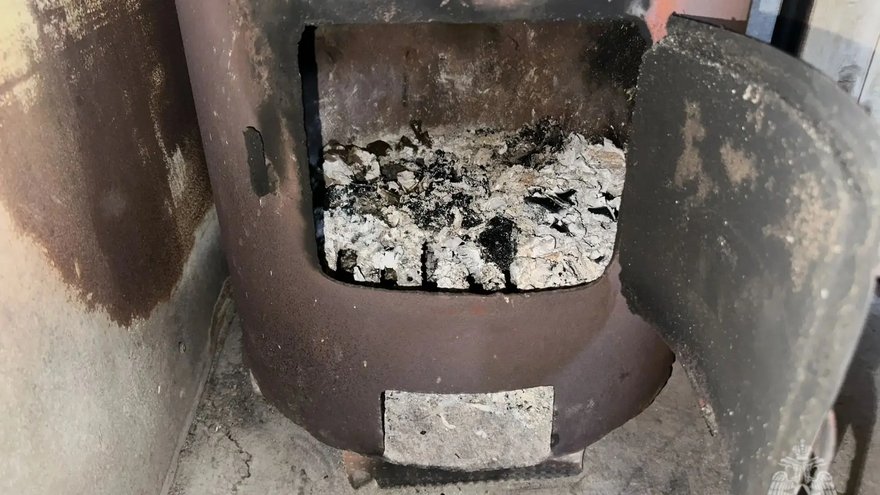 В Саратове мужчина обгорел при попытке разжечь печь