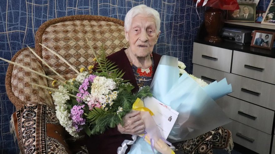 Строила железную дорогу, работала в разрушенном Сталинграде, родила четырех детей: труженица тыла Мария Свинцова отметила 103-й день рождения