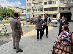 Депутаты Литяк и Григорьевский взяли на контроль обращения жителей Заводского района