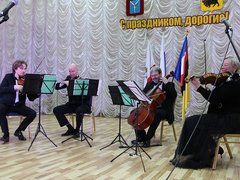 В Энгельсском доме-интернате прошел благотворительный концерт музыкантов Национального филармонического оркестра России