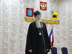 В Энгельсском доме-интернате прошел благотворительный концерт музыкантов Национального филармонического оркестра России