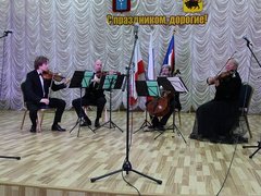 В Энгельсском доме-интернате прошел благотворительный концерт музыкантов Национального филармонического оркестра России