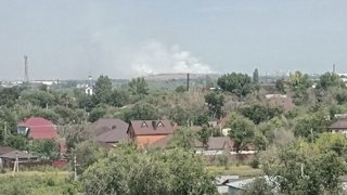 Едкий дым от свалки в Энгельсе: граждан призвали реже выходить на улицу