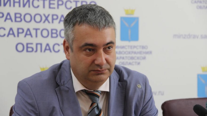 В саратовском минздраве призвали как можно дольше кормить детей грудным молоком