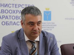 В саратовском минздраве призвали как можно дольше кормить детей грудным молоком