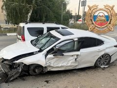 Скончался один из пострадавших в аварии c Lexus в Вольске
