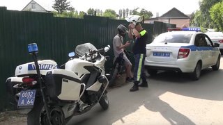 В Саратове полицейские устроили погоню за подростком на питбайке