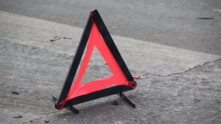 Хозяйку грузовика заставили заплатить транспортной компании за уничтоженный в ДТП автобус