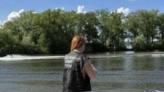 В Саратовской области катер переехал девушку на сапборде