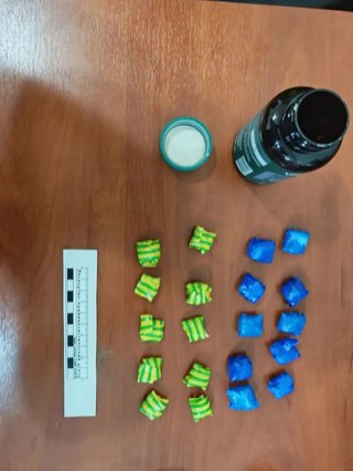 В Саратове задержали девушку-наркокурьера