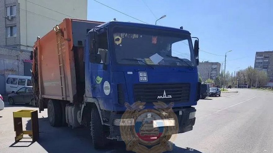 В Саратове мусоровоз сбил пенсионерку: полиция ищет свидетелей
