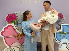 Саратовские врачи выходили младенца весом в 470 граммов