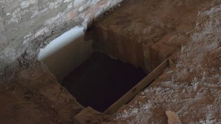 В Саратове мальчик разбился при падении в погреб