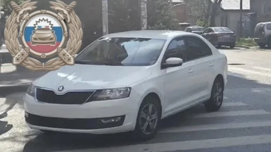 В Саратове Ford сбил двух женщин