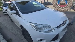 В Саратове Ford сбил двух женщин