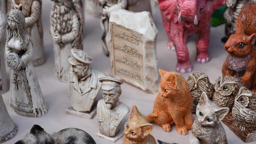 Архангельские пряники, дагестанские кувшины, распечатанные на 3D-принтере игрушки: в Саратове развернули фестиваль Палитра ремесел