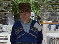 Архангельские пряники, дагестанские кувшины, распечатанные на 3D-принтере игрушки: в Саратове развернули фестиваль Палитра ремесел