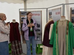 Архангельские пряники, дагестанские кувшины, распечатанные на 3D-принтере игрушки: в Саратове развернули фестиваль Палитра ремесел