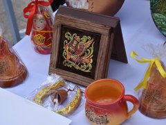Архангельские пряники, дагестанские кувшины, распечатанные на 3D-принтере игрушки: в Саратове развернули фестиваль Палитра ремесел