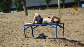 Саратовцам разослали экстренные сообщения из-за жары до +36 градусов