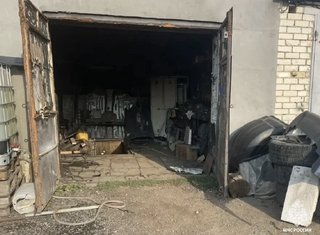 В Саратове мужчина загорелся в смотровой яме во время ремонта машины