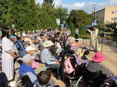 В Энгельсском доме-интернате отпраздновали Медовый и Яблочный спасы