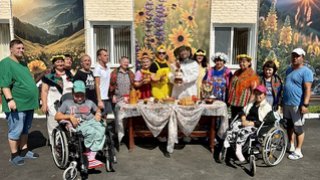В Энгельсском доме-интернате отпраздновали Медовый и Яблочный спасы