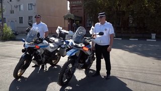 Чиновники и бизнес купили два мотоцикла для энгельсской ГИБДД