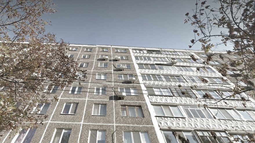 В Саратове пенсионер выпал из окна квартиры дочери и погиб