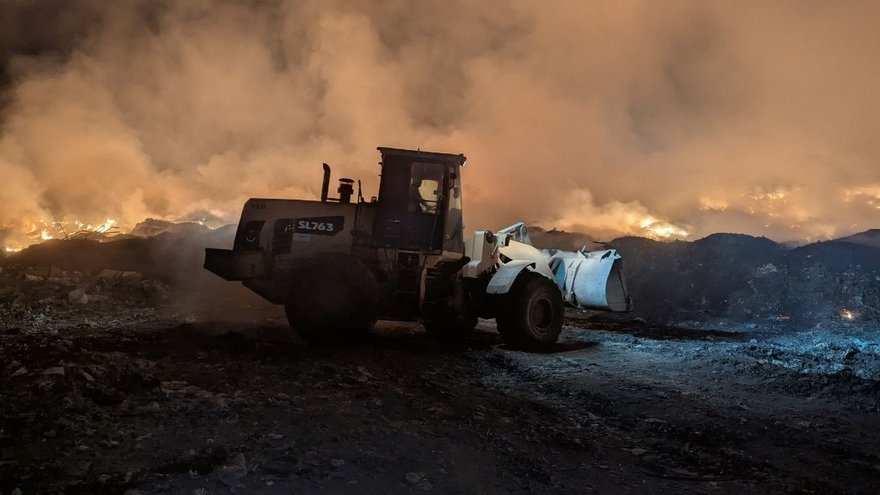 В Саратовской области загорелся очередной мусорный полигон