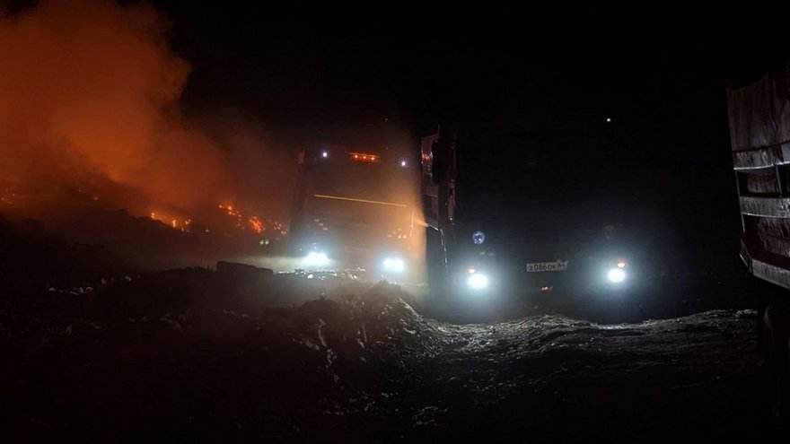 В Саратовской области загорелся очередной мусорный полигон