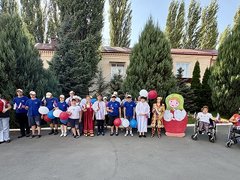 В Энгельсском доме-интернате отметили День российского флага