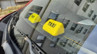 У саратовского аэропорта Гагарин обнаружили 17 бомбил