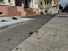 Чиновники пригрозили наказать магазин Бристоль за грязный тротуар в центре Саратова