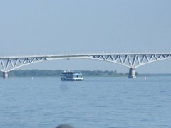 В Саратове завершают строительство спуска у царских ворот