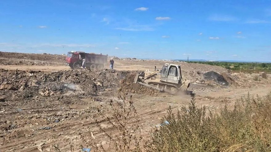 Пожар на мусорном полигоне в Балакове полностью потушили