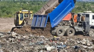 Пожар на мусорном полигоне в Балакове полностью потушили