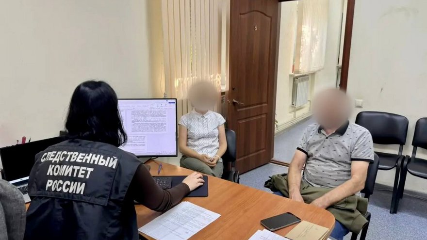 Под Вольском женщине всадили нож в шею