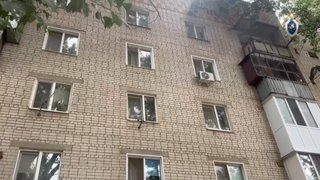 В Энгельсе годовалый ребенок упал с 4 этажа