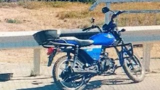 В саратовском селе мотоциклист разбился о дорожное ограждение