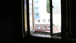 В Саратове девочка-подросток погибла при падении с высоты