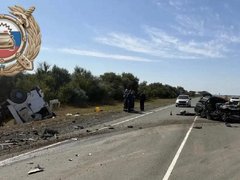 В Саратовской области женщина разбилась насмерть в ДТП с грузовиком