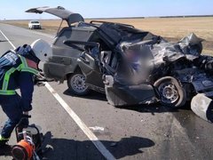В Саратовской области женщина разбилась насмерть в ДТП с грузовиком
