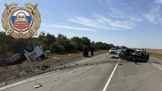 В Саратовской области женщина разбилась насмерть в ДТП с грузовиком