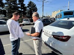 Саратовские чиновники и полицейские поймали двух бомбил