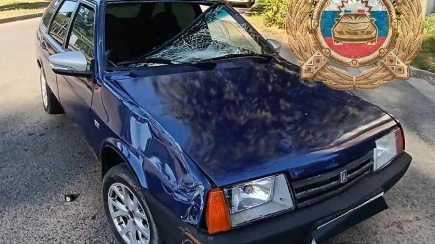 В Саратове взрослый электровелосипедист подбил подростка-скутериста