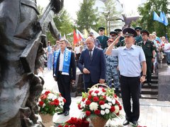 Имена еще 200 бойцов СВО увековечили в Саратове